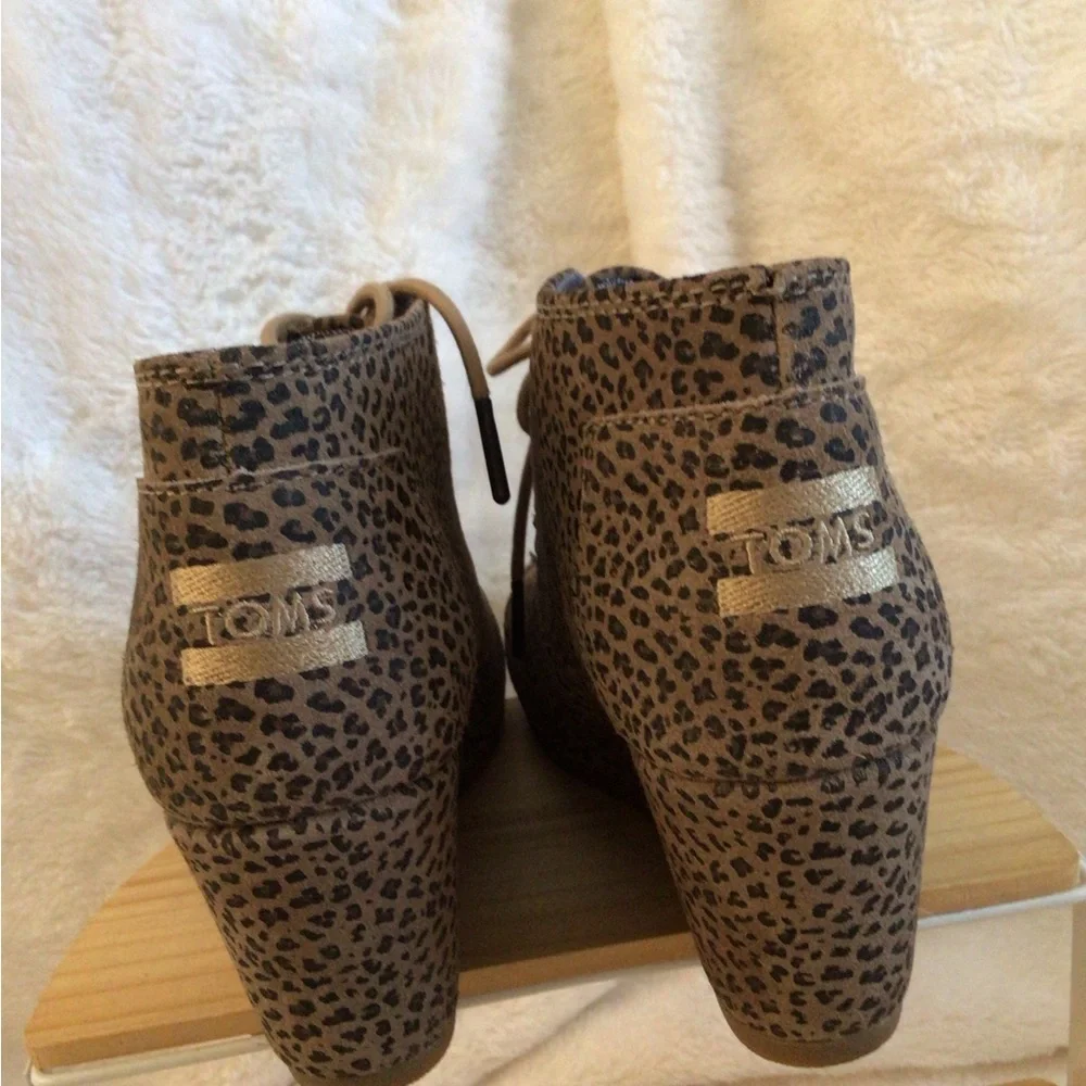 Toms Tan Leopard Print Wedge Boots